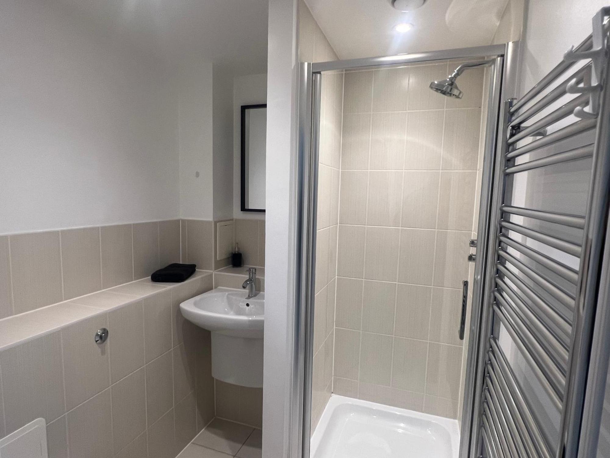 Broadway'S Canterbury City Escape Esterno foto